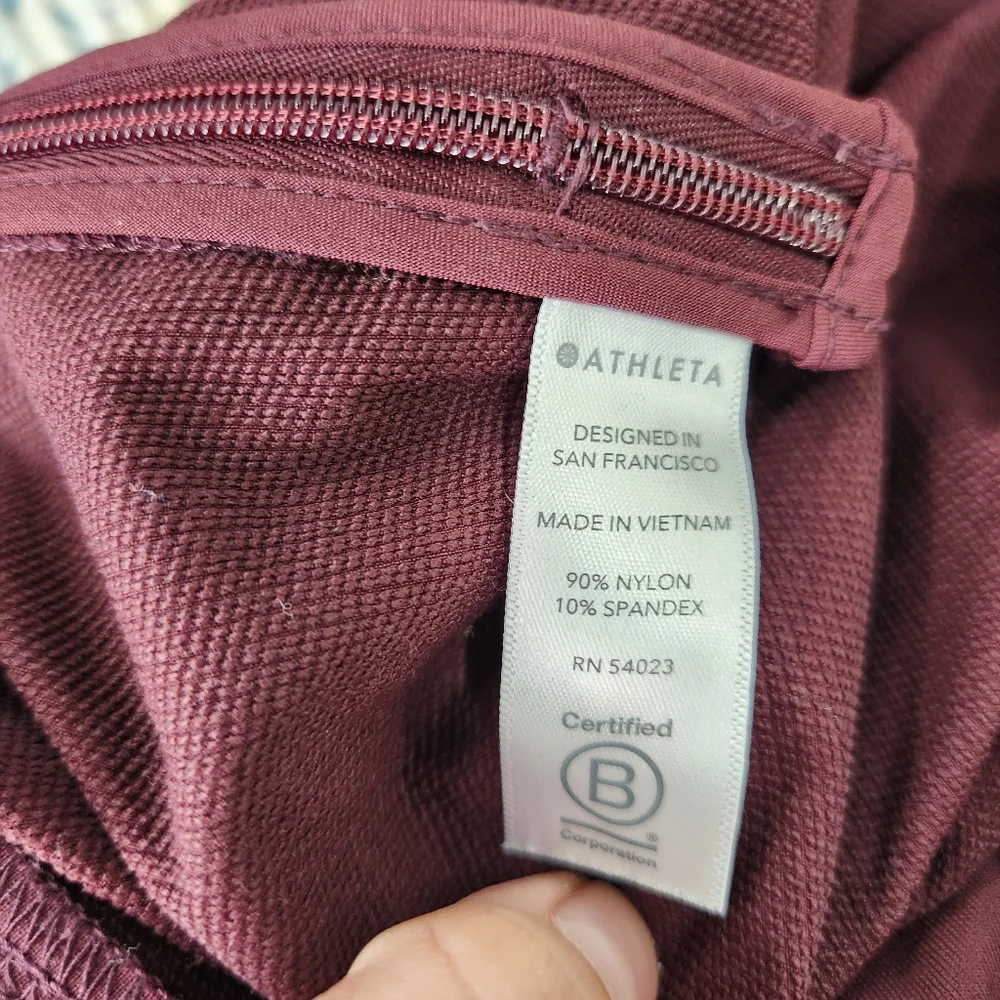 Athleta Wandet Slim Ankle Pants Size 4